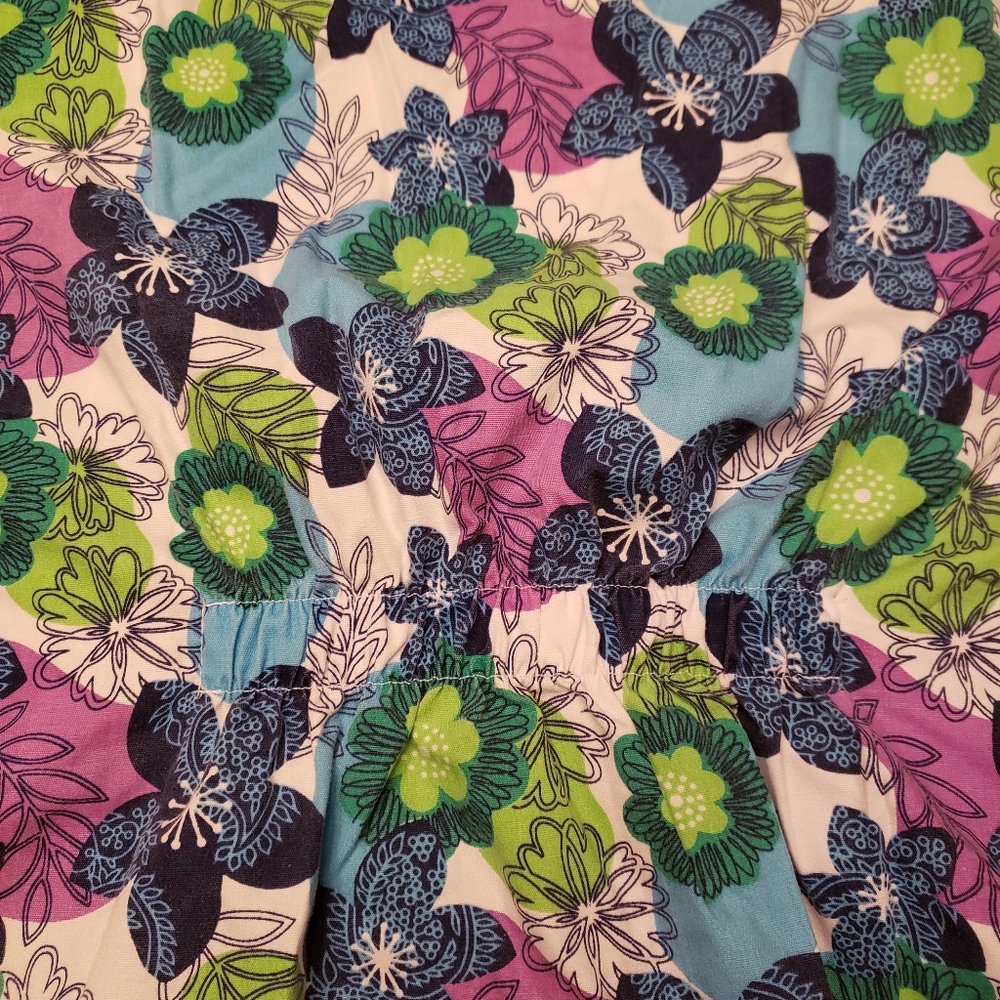 Scrub tops - Picture 10 of 16